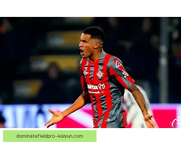 维罗纳边路进攻表现稳健，战术执行清晰清晰走势